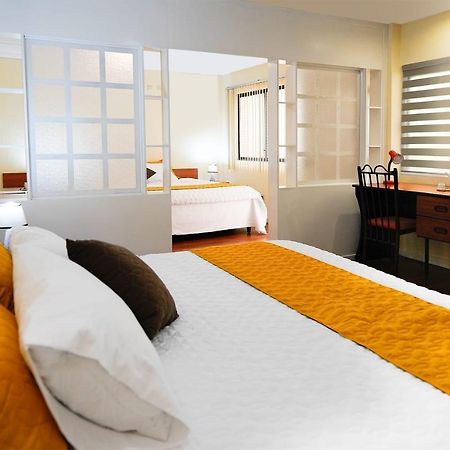 Hostal Mariscal Inn&Suite Cuenca Esterno foto