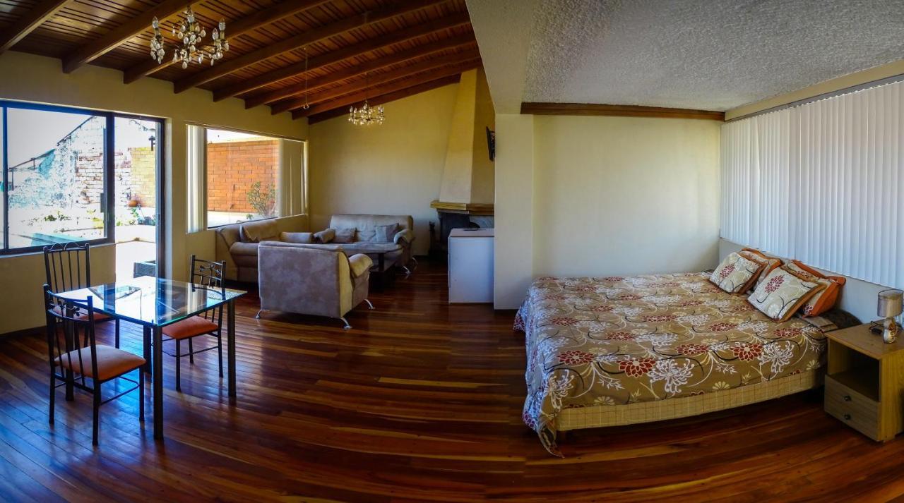 Hostal Mariscal Inn&Suite Cuenca Esterno foto