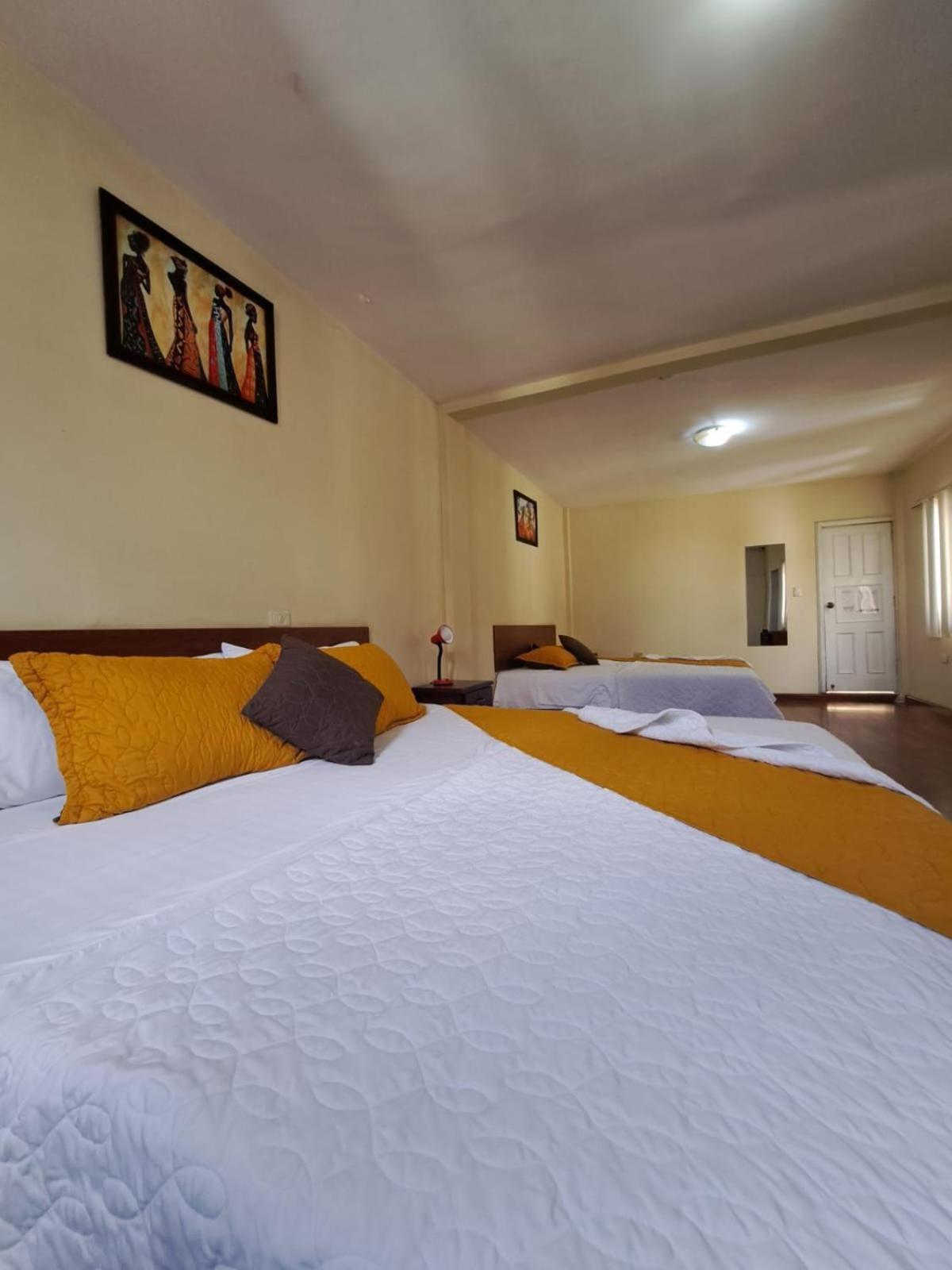 Hostal Mariscal Inn&Suite Cuenca Esterno foto
